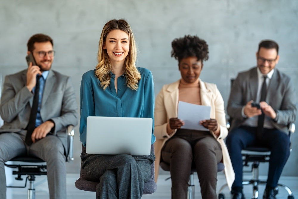 Fresher Get a Job in Dubai
