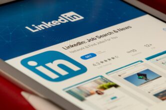 LinkedIn Profile Tips for Dubai Job Market